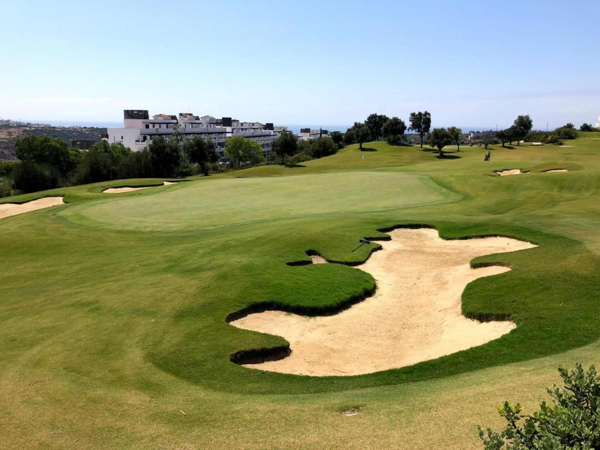 Casa Catalina Beach And Golf Apartment Estepona Bagian luar foto
