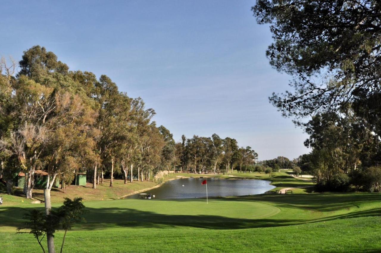 Casa Catalina Beach And Golf Apartment Estepona Bagian luar foto